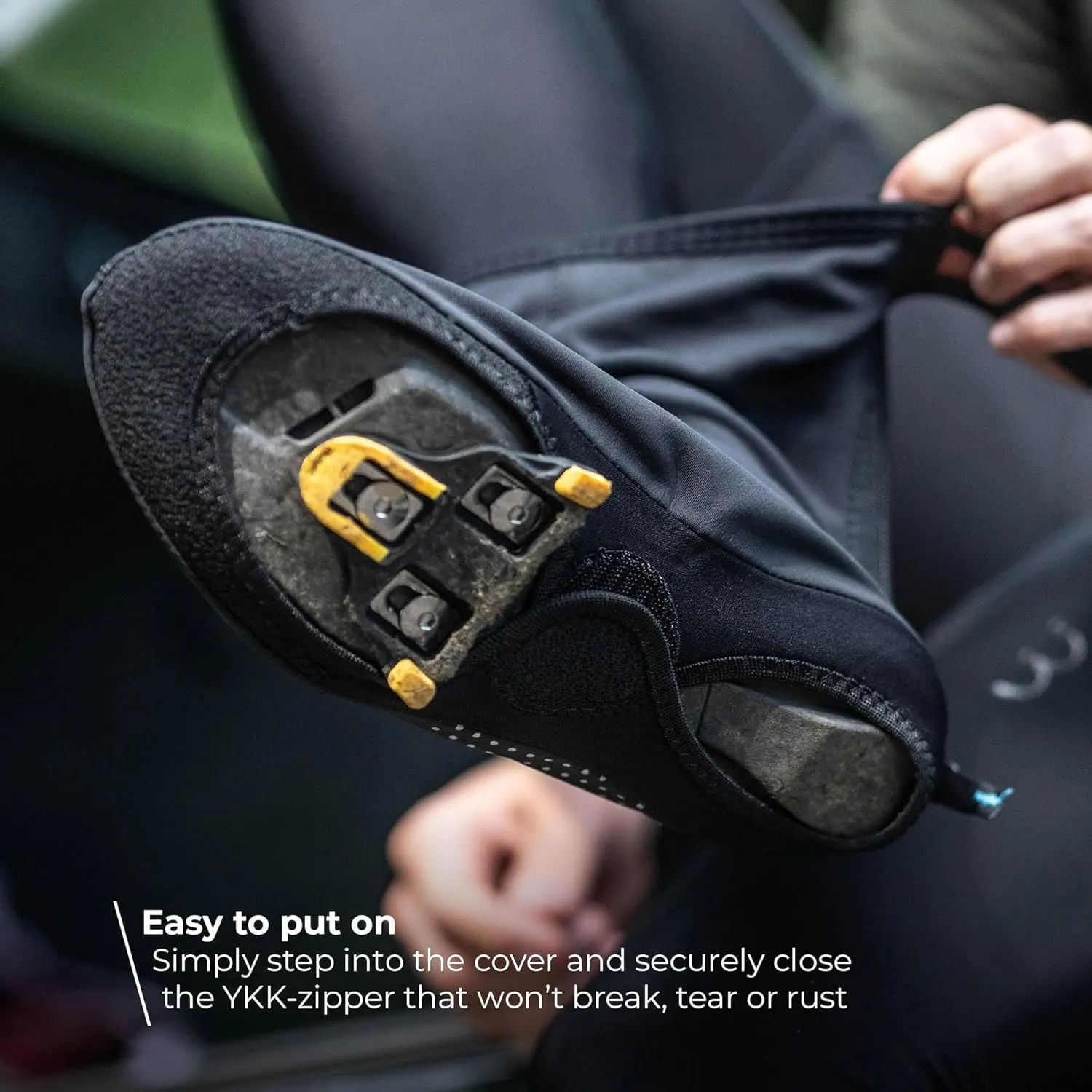 BBB Cycling, Bike Shoe Covers, Easily Adjustable, Cycling Overshoes, Thermals, Men’s Women’s MTB Shoes, Waterproof, Reflective, Freeze, BWS-21
