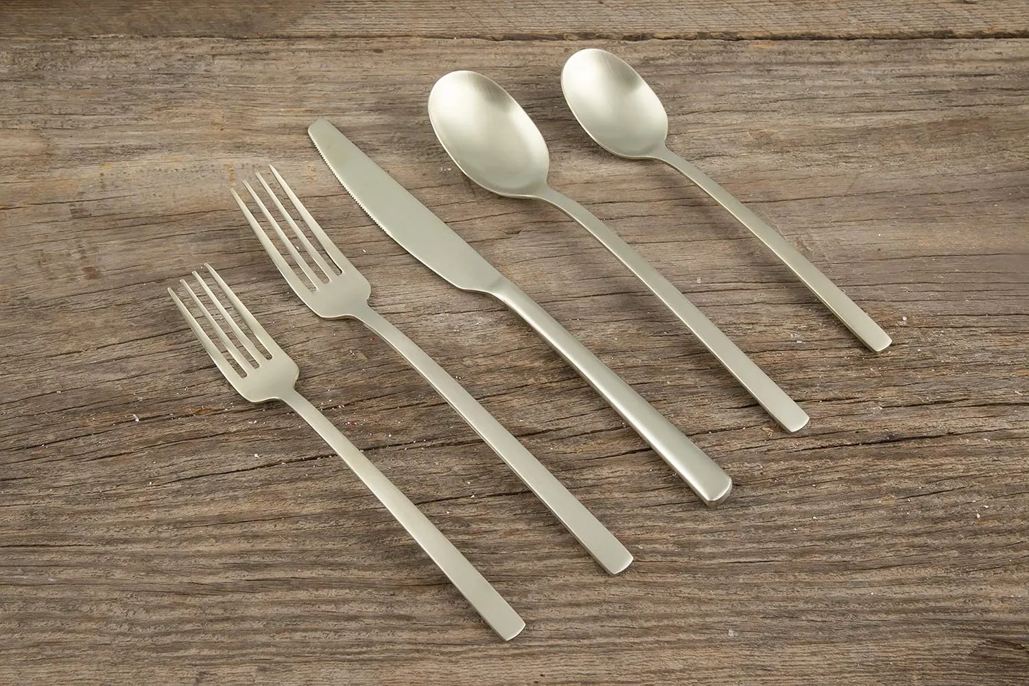 Cambridge Silversmiths Beacon Champagne Satin 20 Piece Flatware Set, Service for 4, Champagne Gold