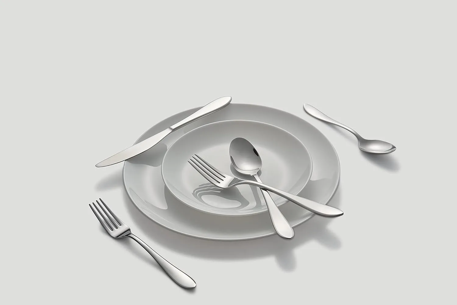 CAMBRIDGE Silversmiths Delia Mirror 20-Piece Flatware Set, Service for 4