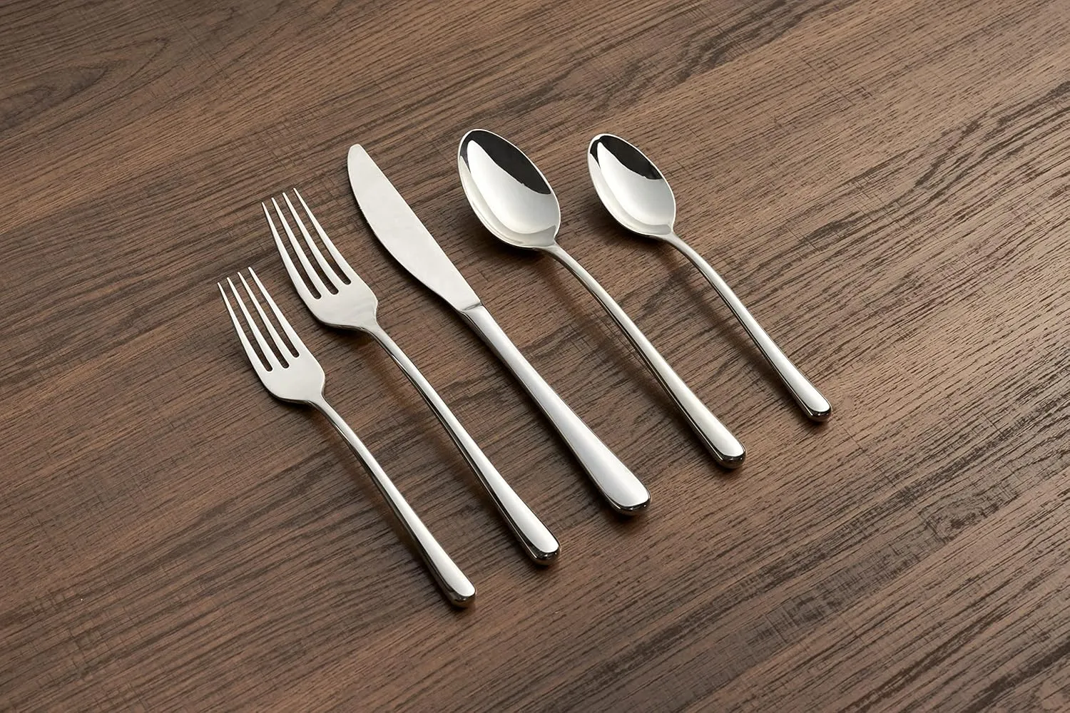 Cambridge Silversmiths Samantha Mirror 20-Piece Flatware Set
