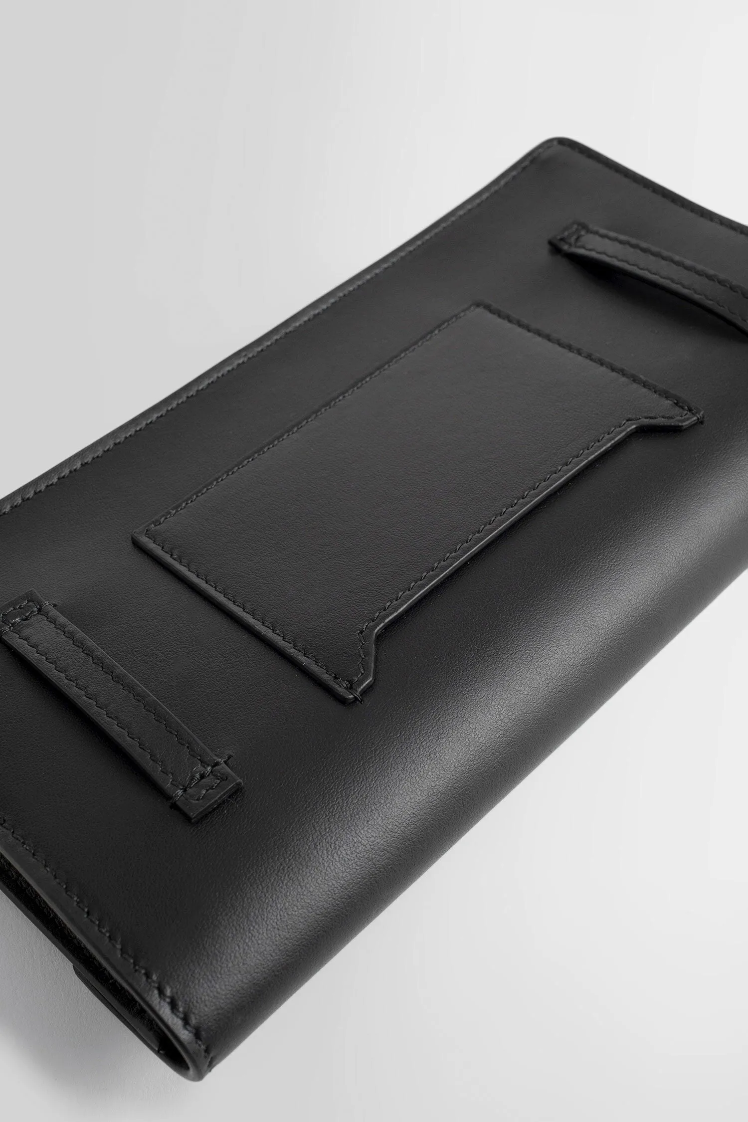 Classic LVT Pouch Bag in Black