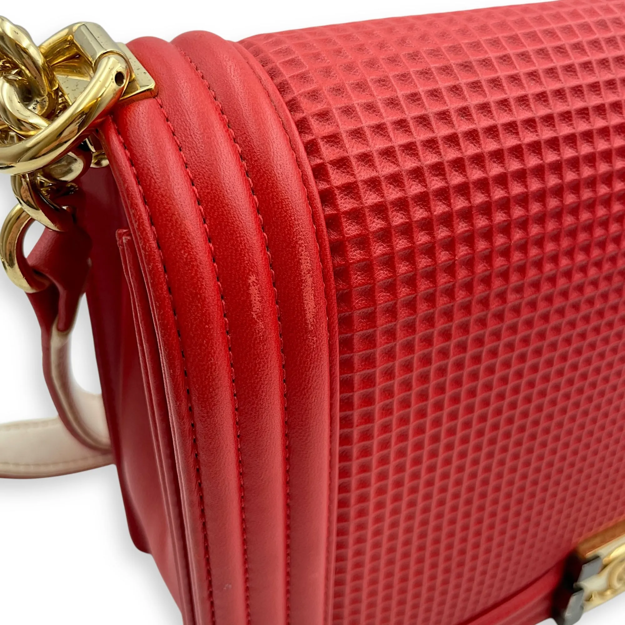 Cube Embossed Boy Medium (28cm) Red, Cream Crossbody Bag in Calfskin, Gold hardware