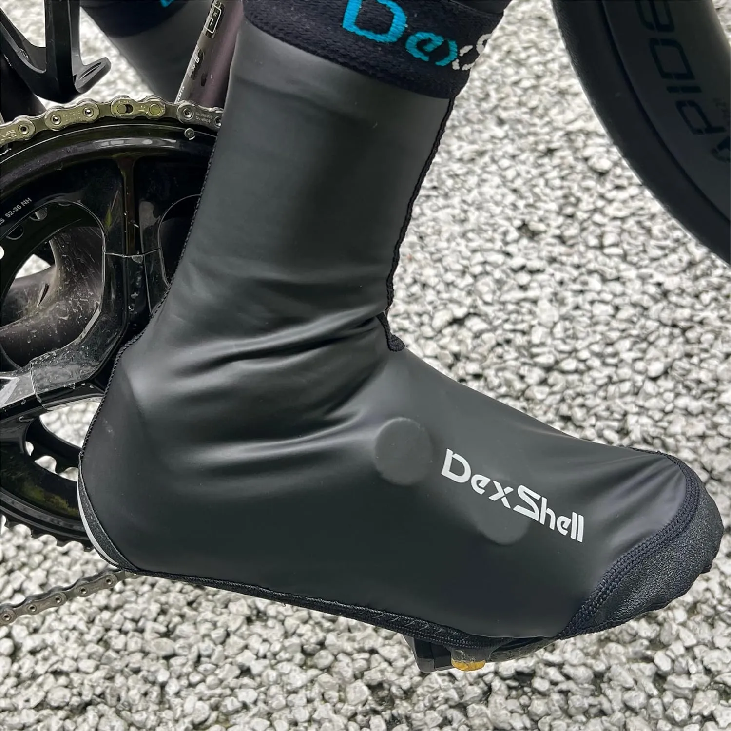 DexShell Cycling Shoe Covers for Men and Women, Showerproof & Windproof for Winter Road Cycling Biking Overshoes