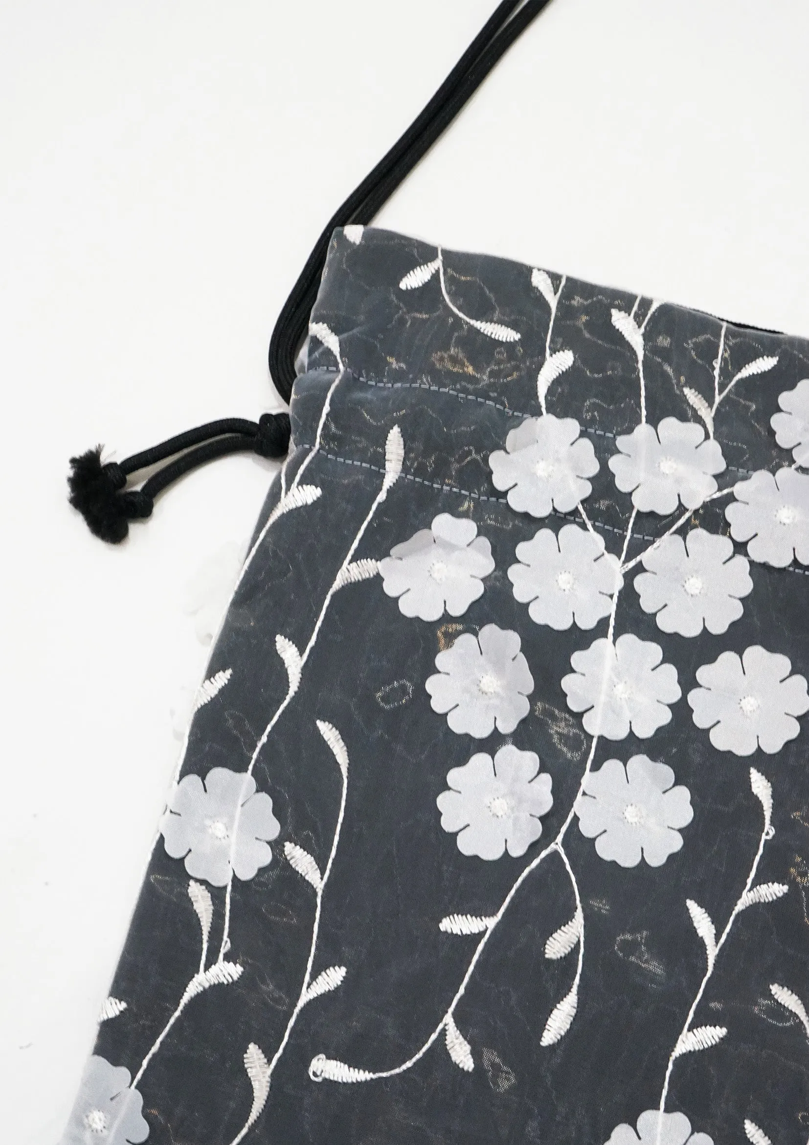 Embroidery 3D flower drawstring crossbody pouch bag