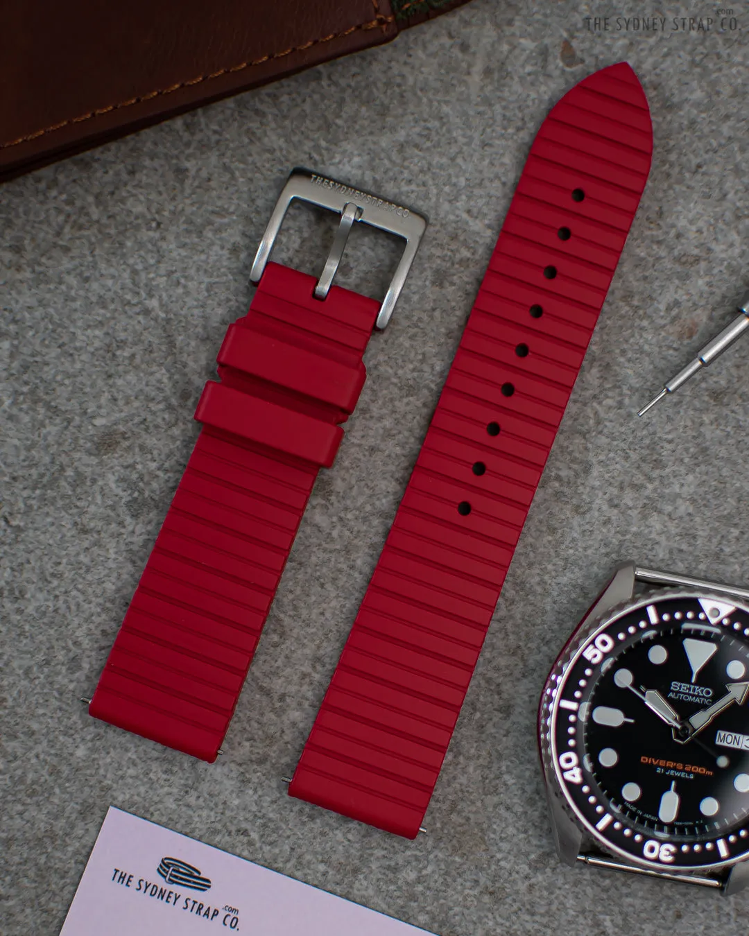 FKM QUICK RELEASE RIBBED - RED