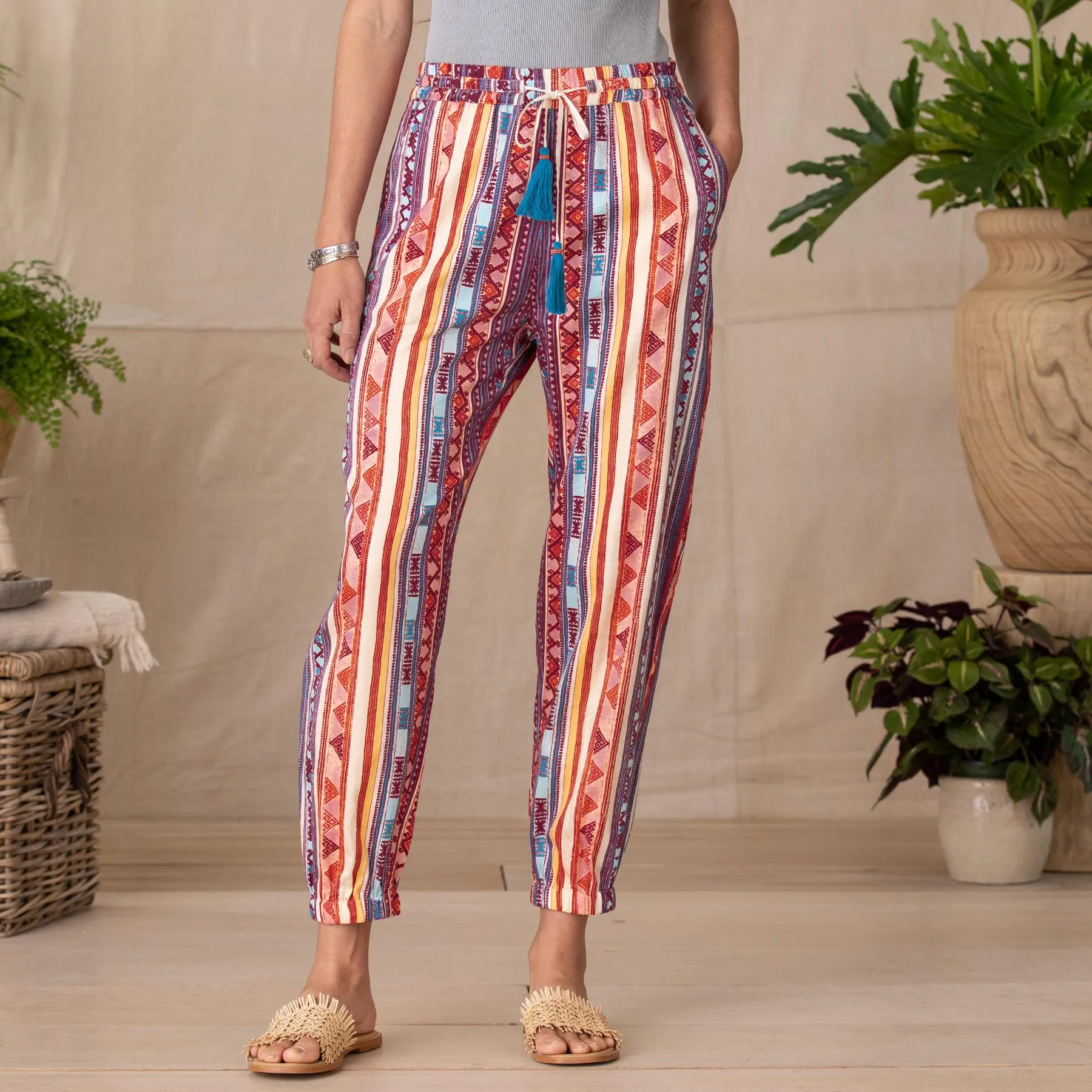 Jessenia Joggers, Petite