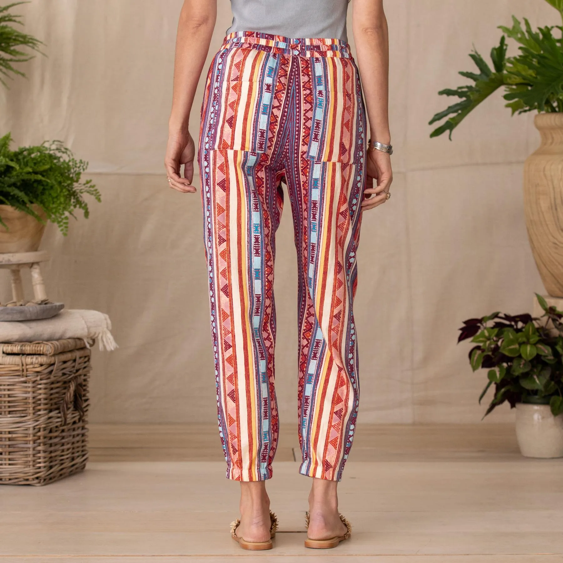 Jessenia Joggers, Petite