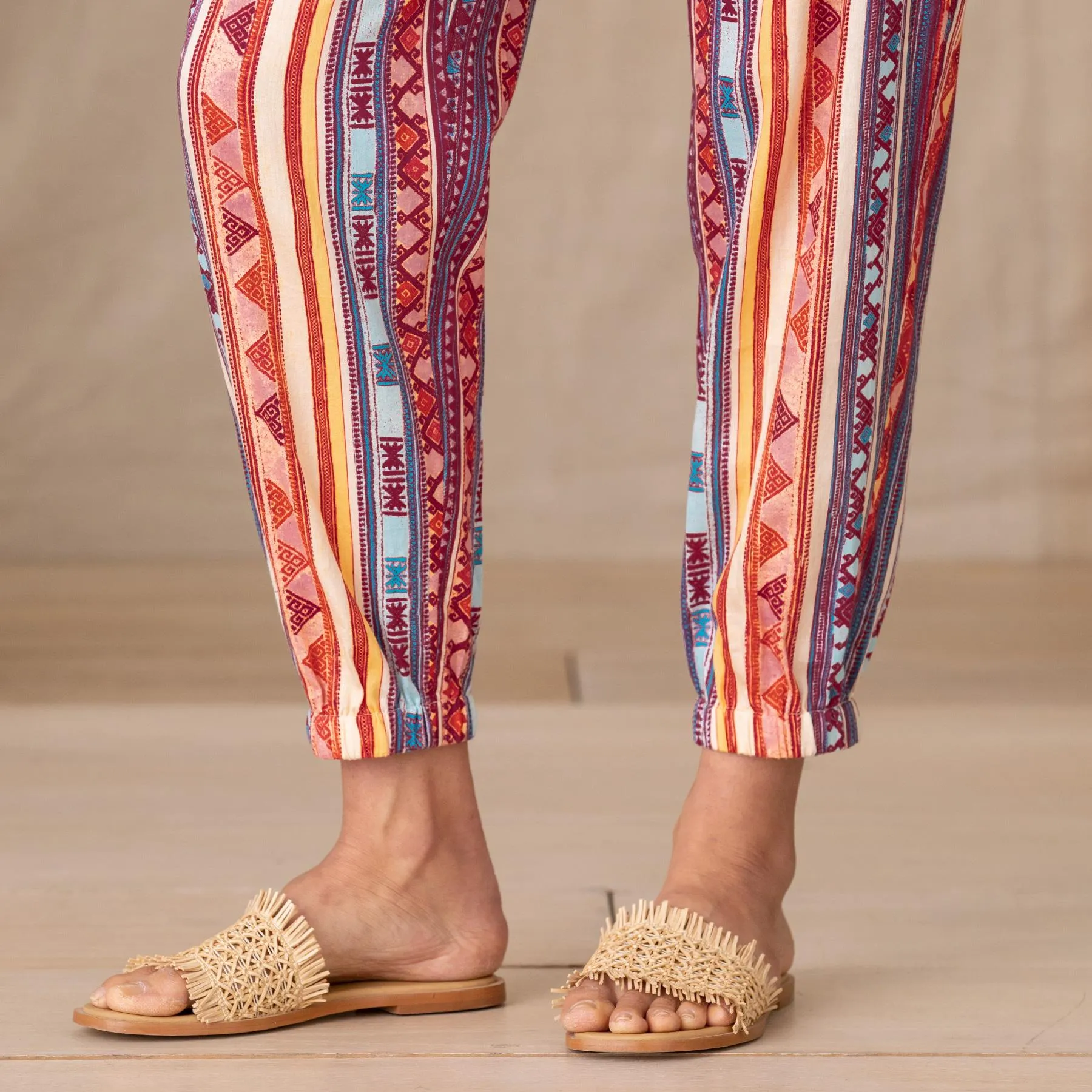 Jessenia Joggers, Petite