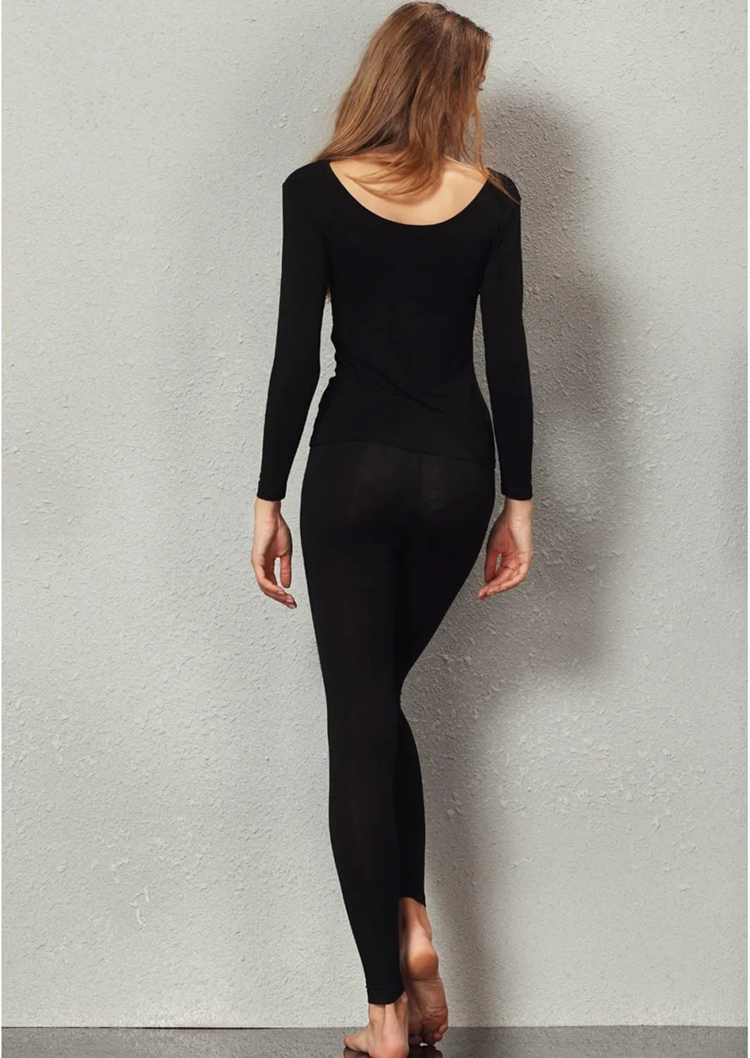 Liang Rou Women's Scoop Neck Long Johns Ultra Thin Modal Thermal Underwear Top & Bottom Set