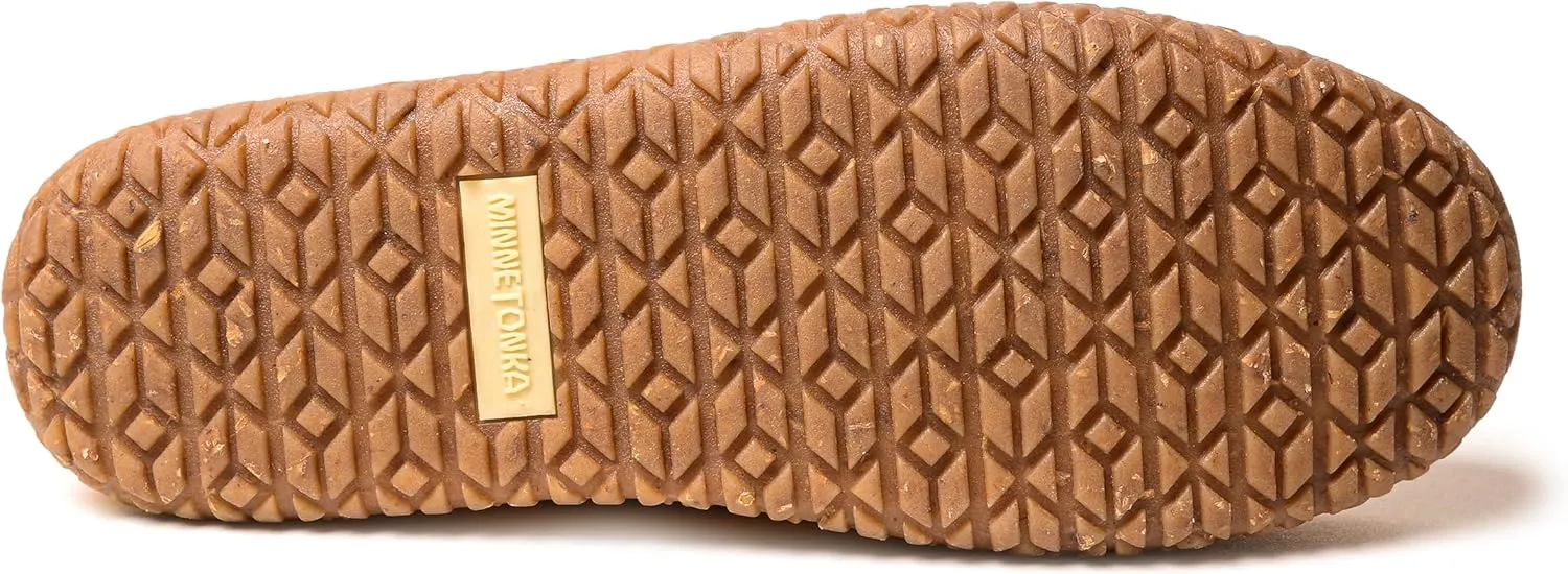 Minnetonka Women's Kilty Tread