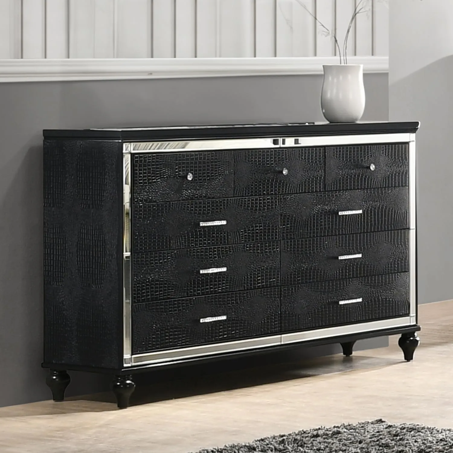 New Classic Furniture Valentino Dresser, Black