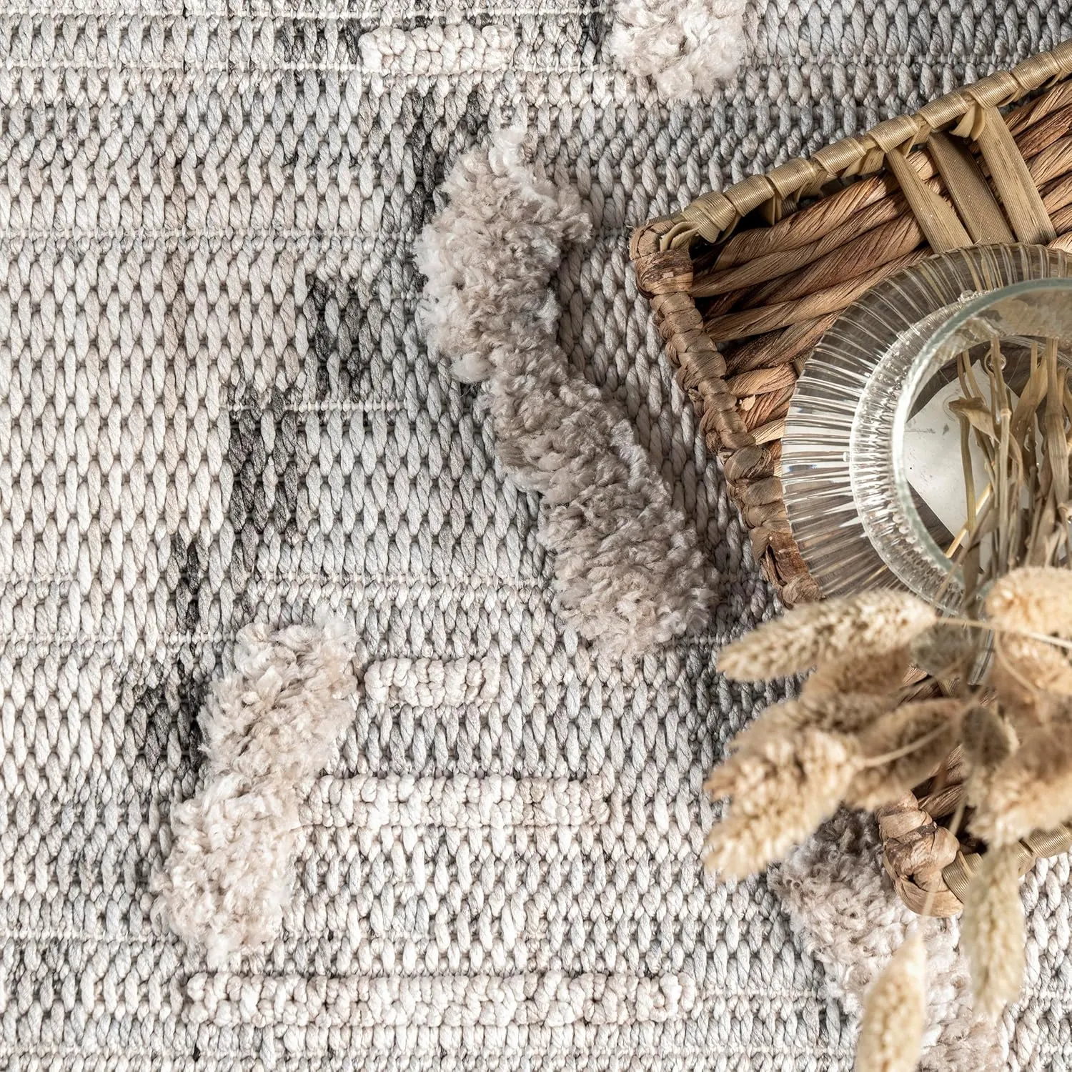 nuLOOM Marni Bohemian Diamond Knotted Tasseled Area Rug, 5x8, Light Grey
