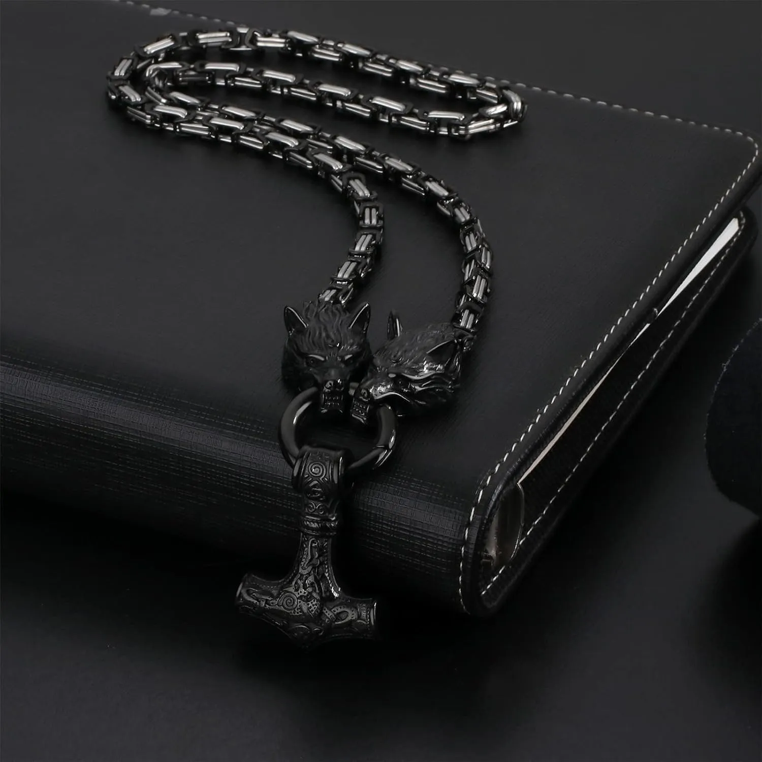 OIDEA Viking Mjolnir Necklace for Men with Wolf Head King Chain, Stainless Steel Viking Amulet Thors Hammer Necklace Norse Pagan Jewelry,22 inch Chain