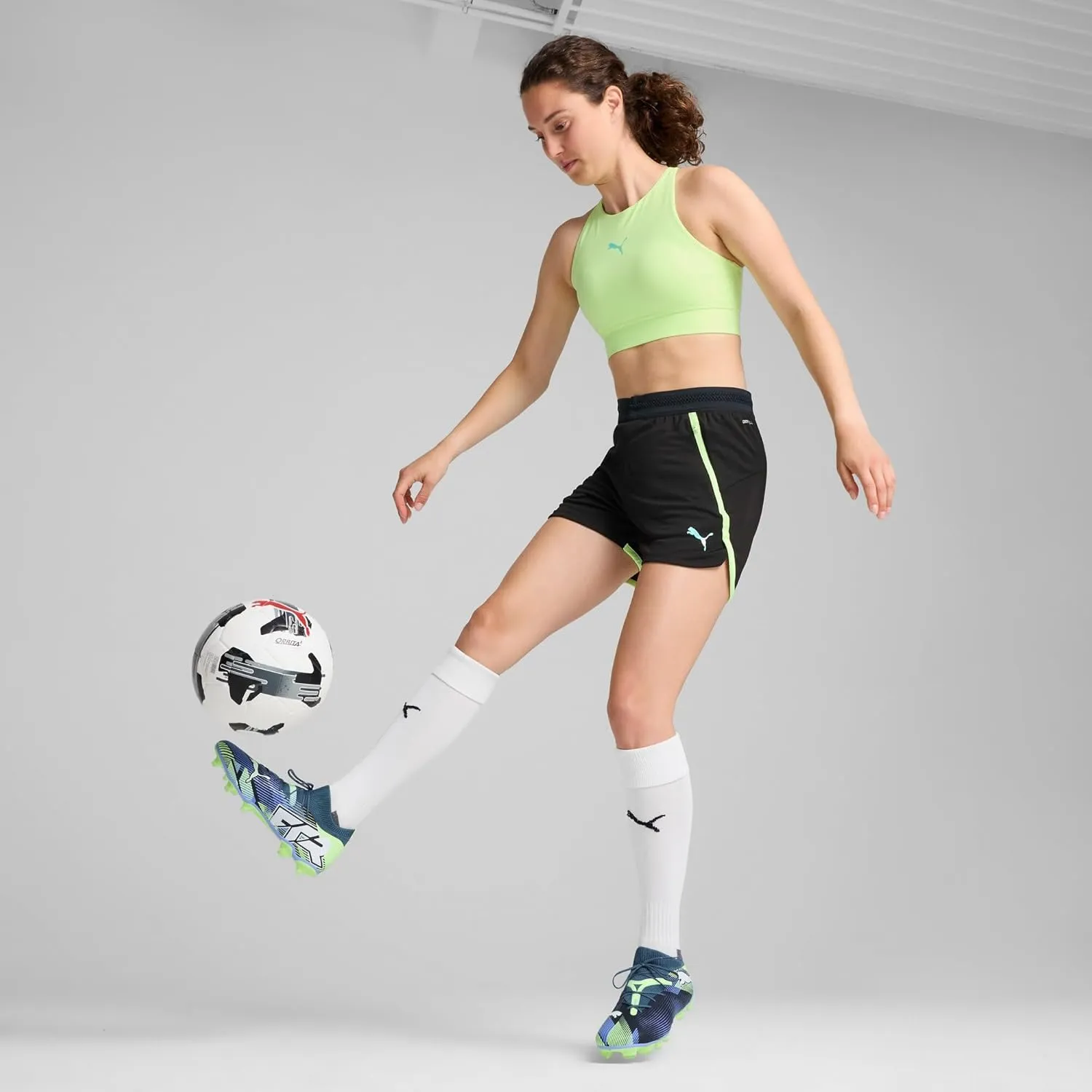 PUMA Unisex-Adult Football Soccer Shoe