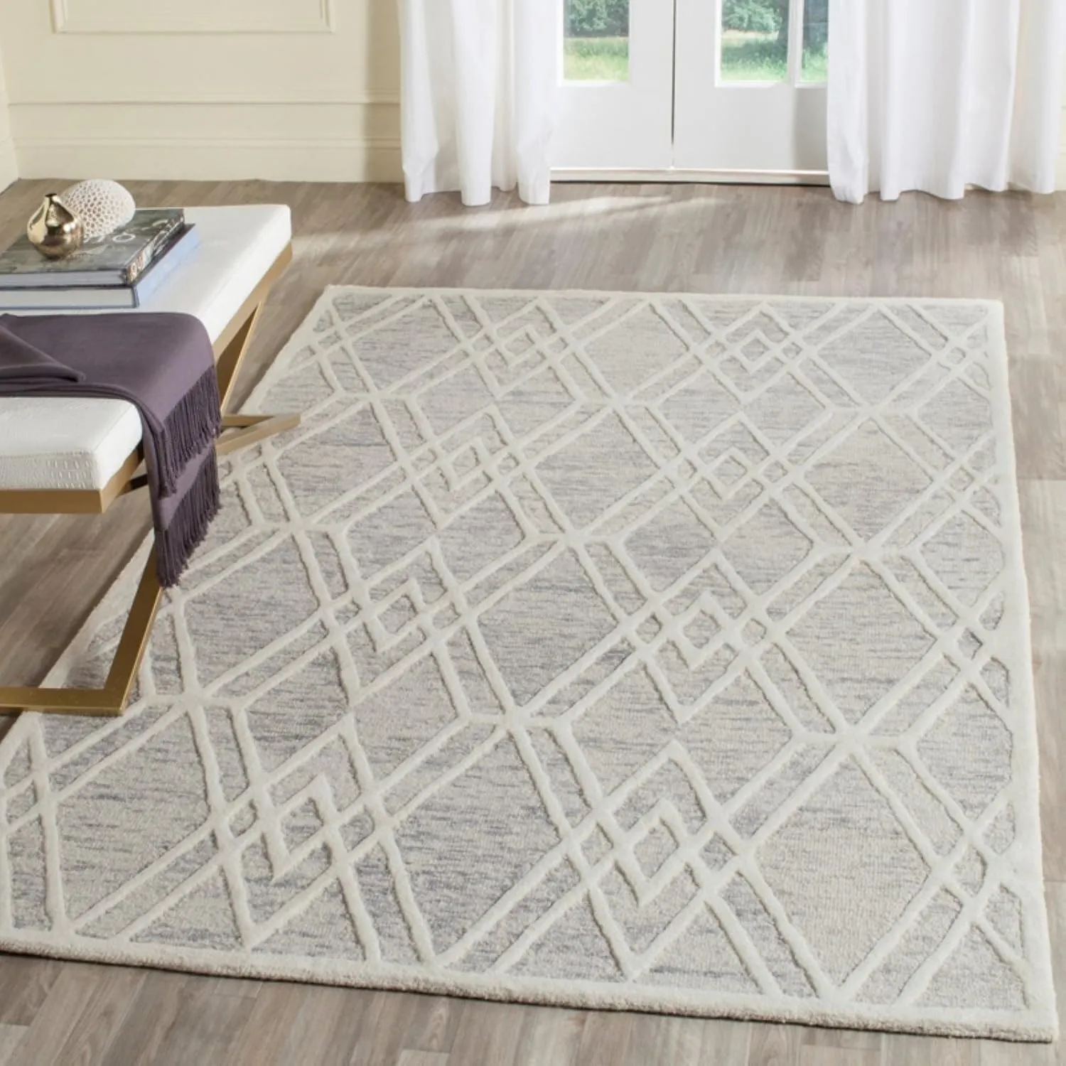 SAFAVIEH Cambridge Collection Area Rug - 8' x 10', Grey & Ivory, Handmade Moroccan Distressed Wool, Ideal for High Traffic Areas in Living Room, Bedroom (CAM729G)