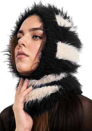 Skull Balaclava Beanie Hat - Winter Warmth with Windproof All-Around Cover for Skiing Cycling