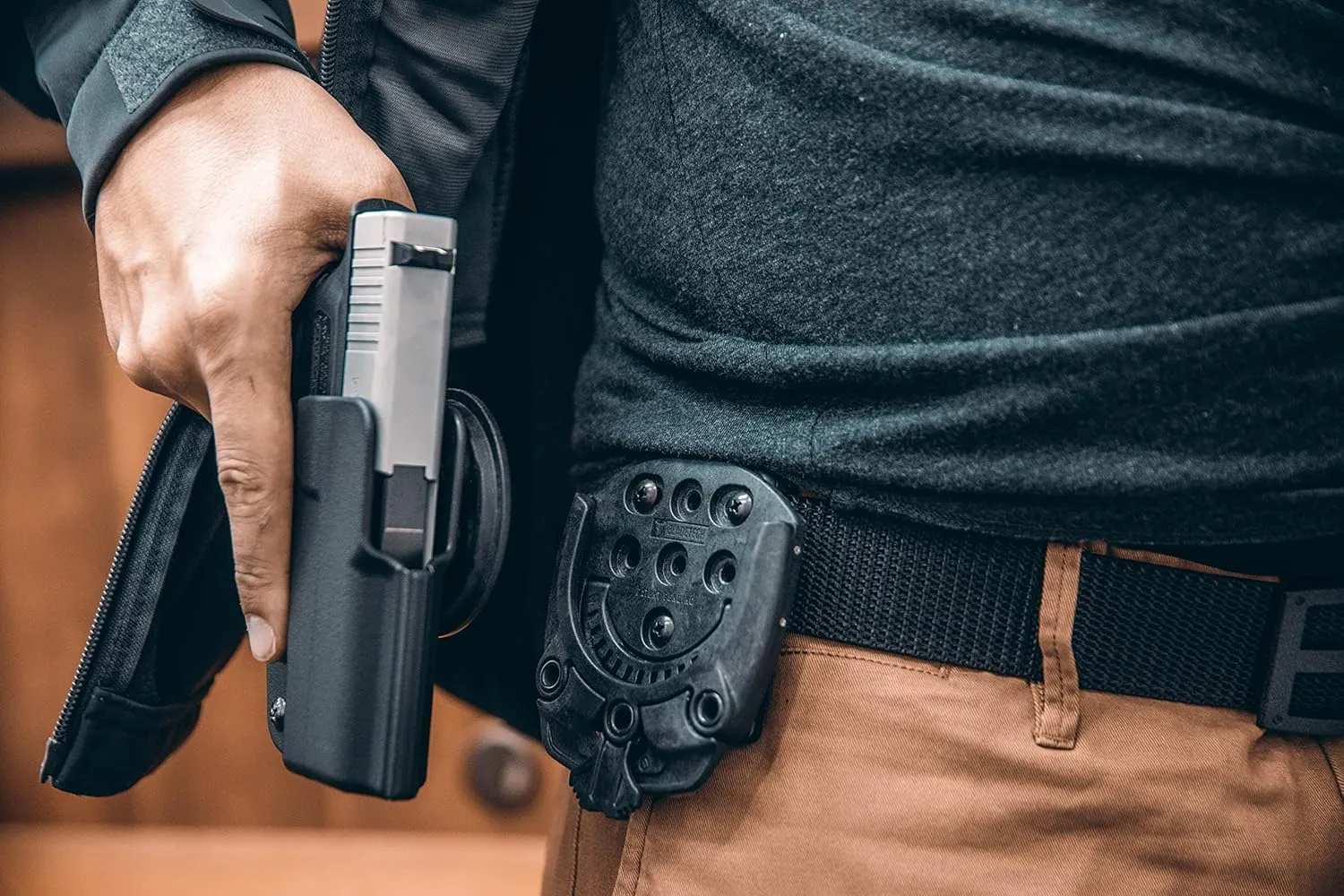 Tek-Mount - Quick Connect Mounting System for Holsters, Mag Pouches and Tactical Duty Gear
