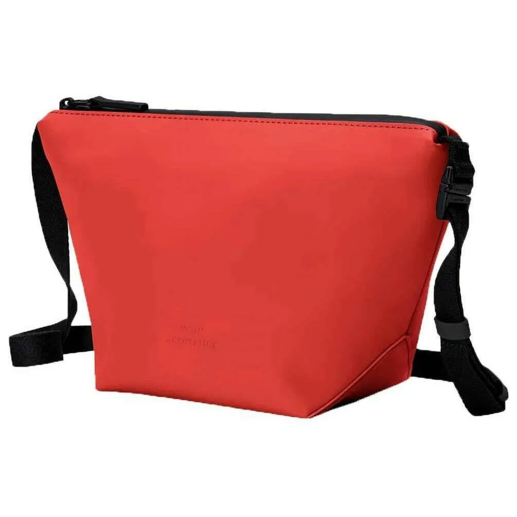 Ucon Acrobatics Lotus Nola Crossbody Bag - Red