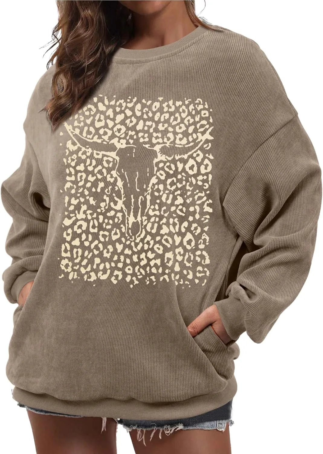 UNIQUEONE Boho Cow Skull Sweatshirt Women: Oversized Vintage Western Rodeo Graphic Tee Country Concert Outfits Pullover Tops