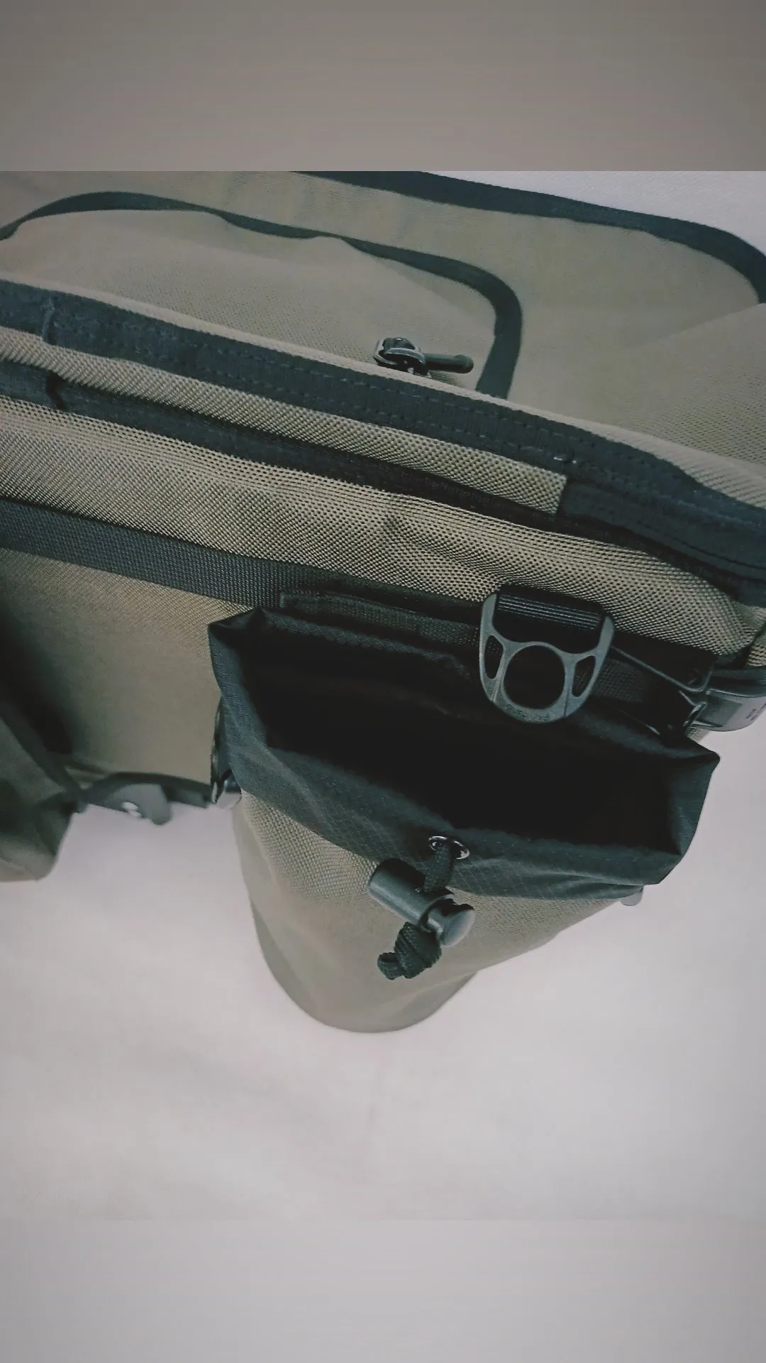 UrbanX® Picnic Basket