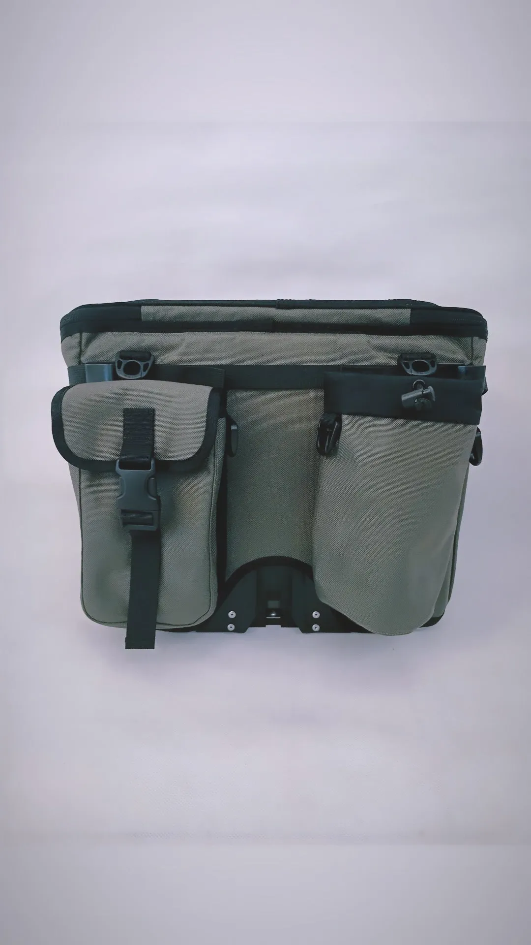 UrbanX® Picnic Basket
