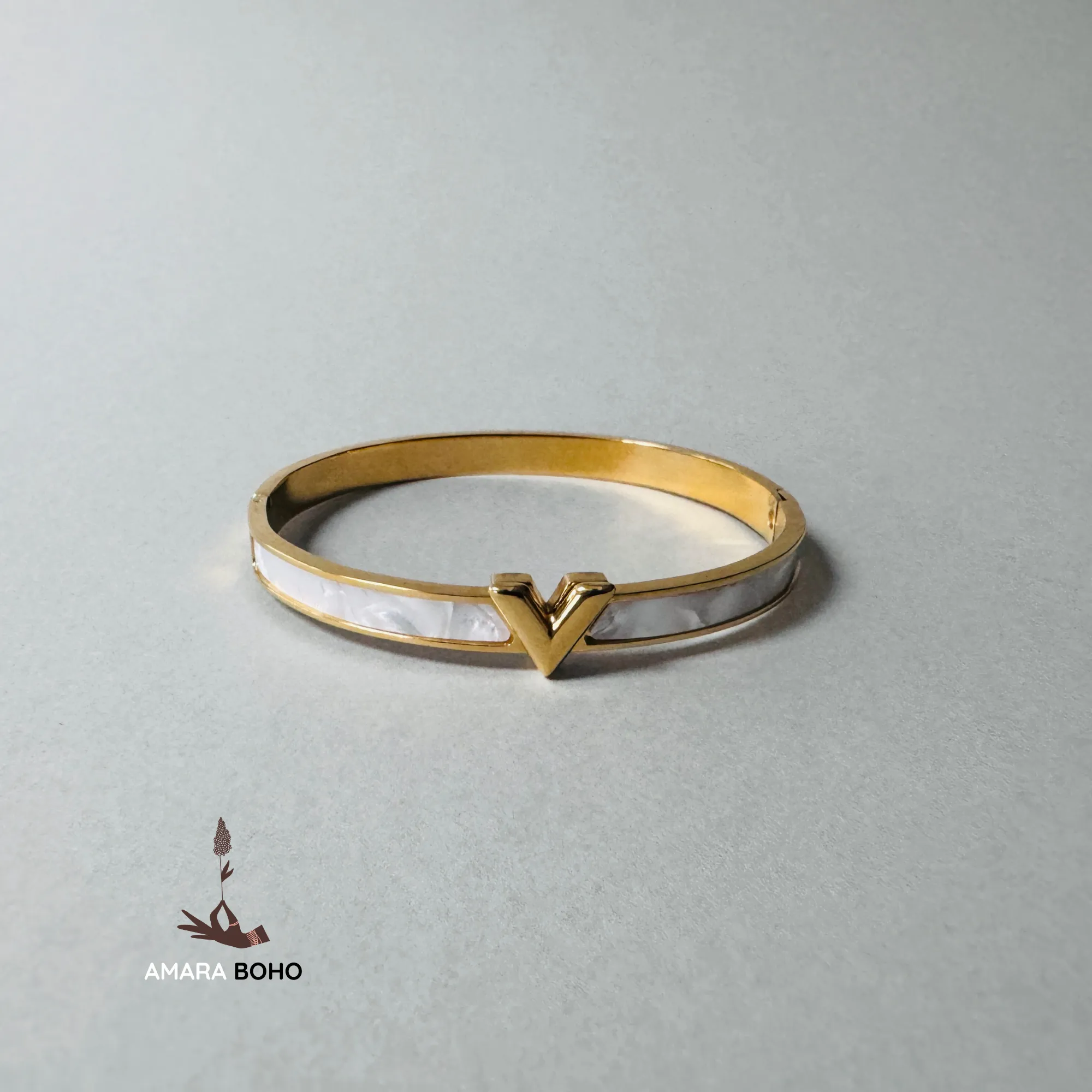 Vista 18K Gold Plated Enamel Bangle