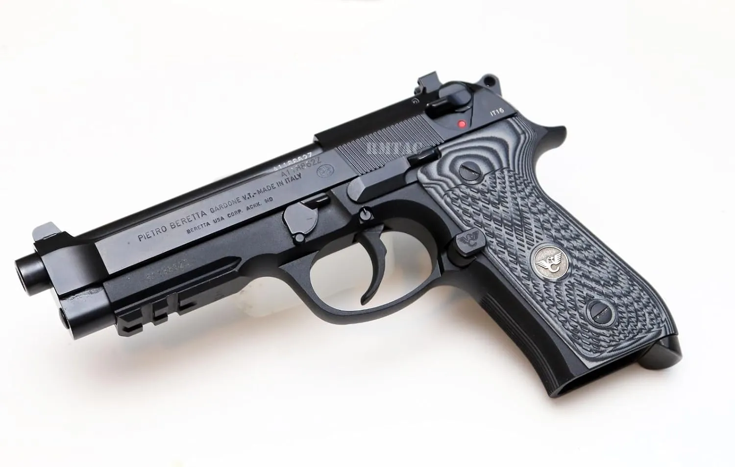Wilson Combat - G10 Ultra Thin Grips - Checkered - Fits Beretta 92 & 96-728-FS-UT-GB