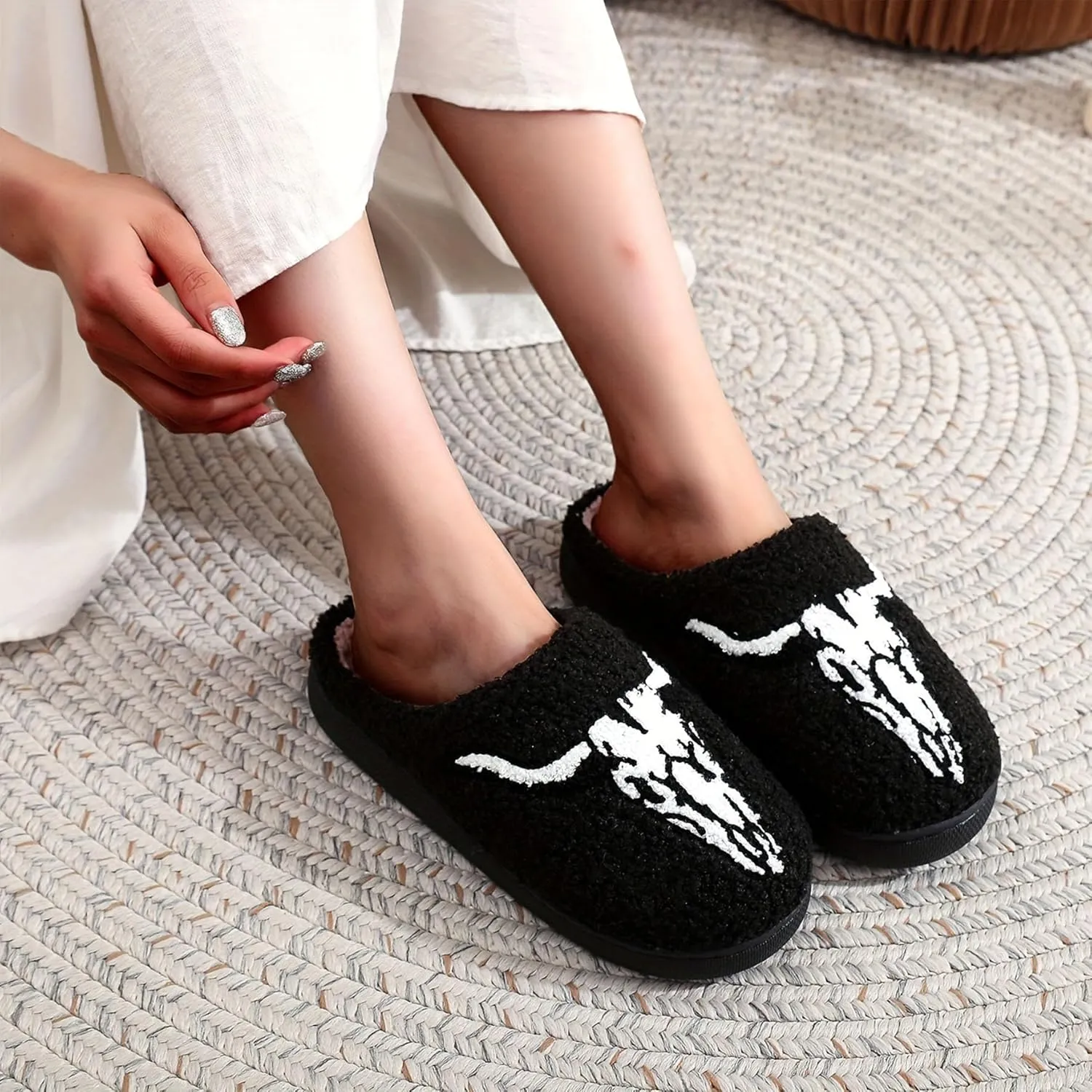 Women's Men's Fuzzy Memory Foam Slippers Fluffy Warm Comfort Light Weight Indoor Outdoor House Couple Shoes