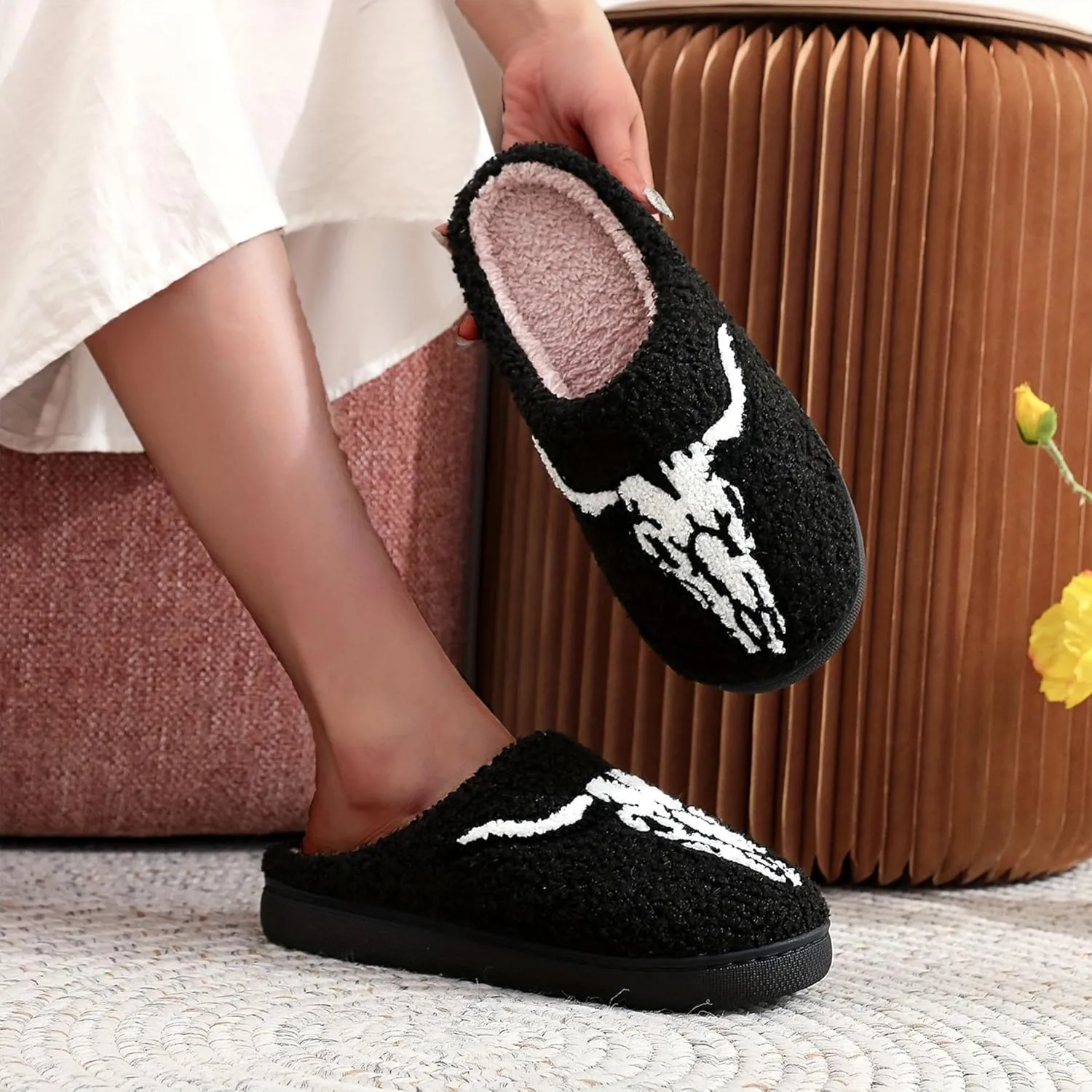 Women's Men's Fuzzy Memory Foam Slippers Fluffy Warm Comfort Light Weight Indoor Outdoor House Couple Shoes